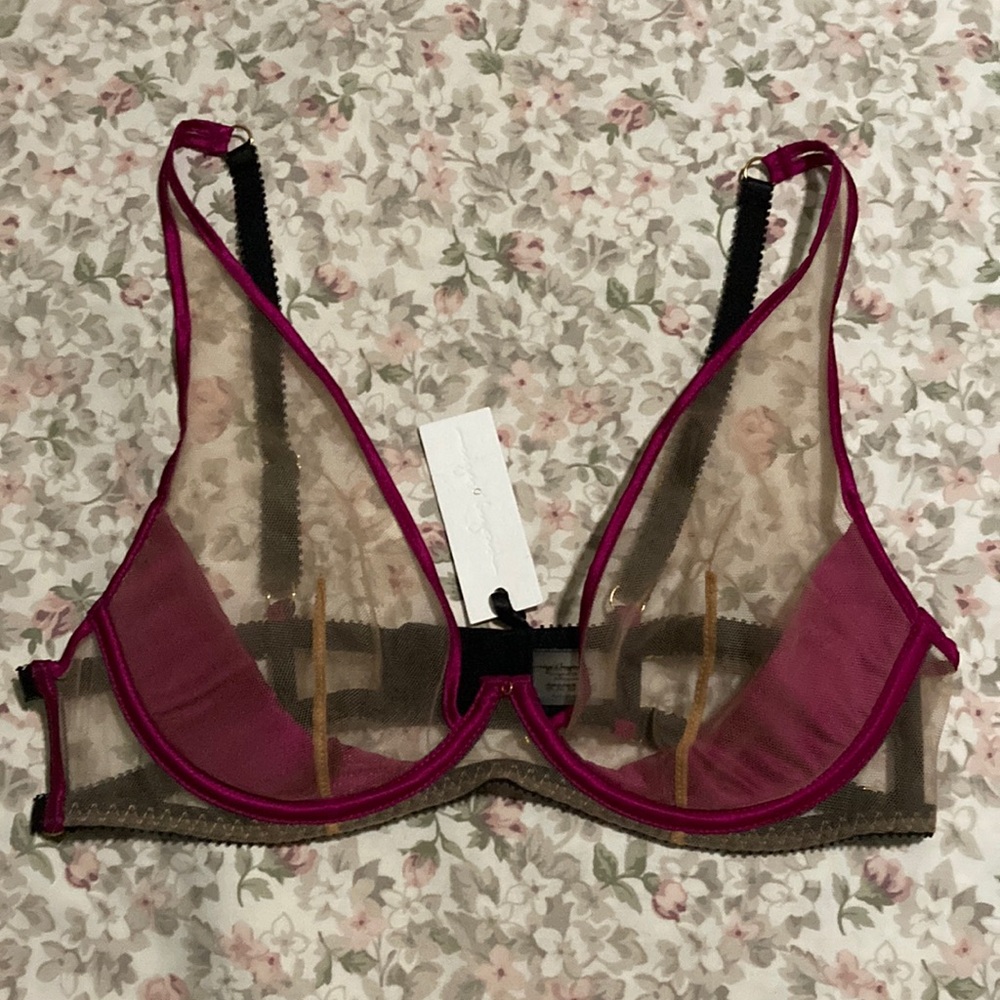 Edge O’Beyond Barbie Fuchsia Bra